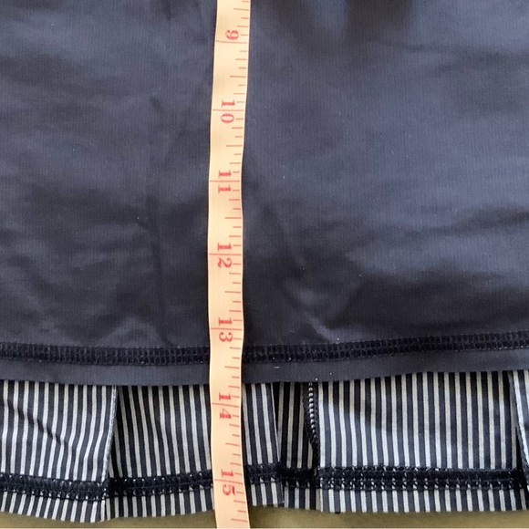 Lululemon Run Pace setter skirt - Picture 2 of 6